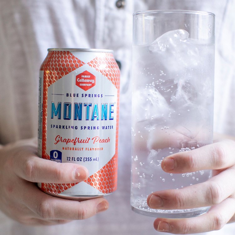 Picture of 8-pack grapefruit-peach sparkling water